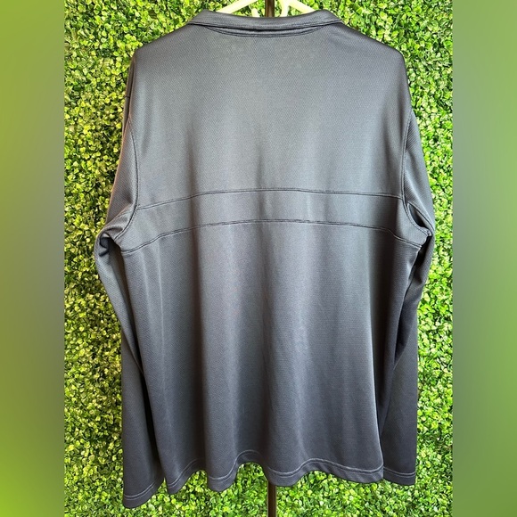 Nike Men’s 1/4 Zip Black Pullover - Picture 4 of 4